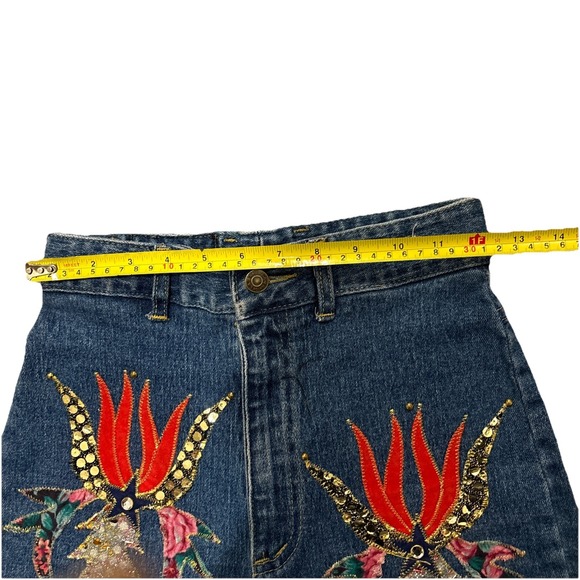 Rare Vintage Watch LA Blue Denim High Waisted MOM Jean Shorts 7/8 Boho Festival - Picture 2 of 12
